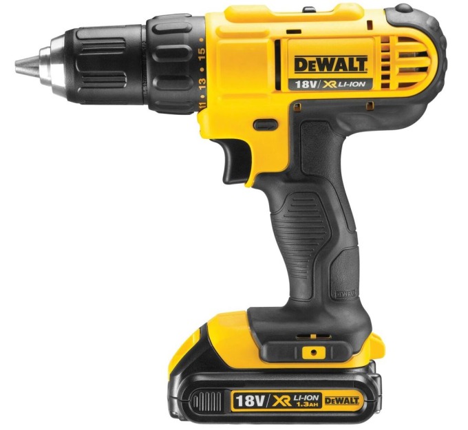 DCD771C2 DEWALT 18VOLT AKU VRTAČKA / ŠROUBOVÁK 18VOLT, 2 X 1,5 AH BATERIE XR LI-ION, NABÍJEČKA, KUFR