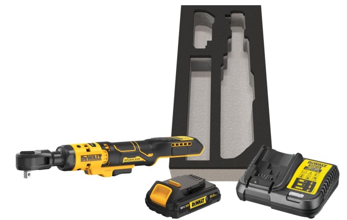 DCF513D1G DEWALT 18V AKU BEZUHLÍKOVÁ RÁČNA 3/8", MAX. UTAHOVACÍ MOMENT 95 NM, 1 X 2,0 AH BATERIE, NABÍJEČKA, PUR VLOŽKA PRO ULOŽENÍ DO VOZÍKU